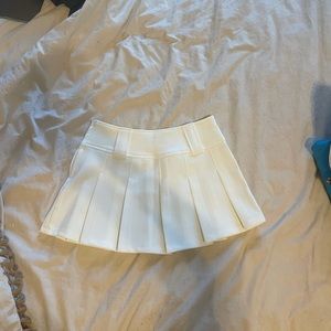 I AM GIA carmel skirt white. XXS new without tags